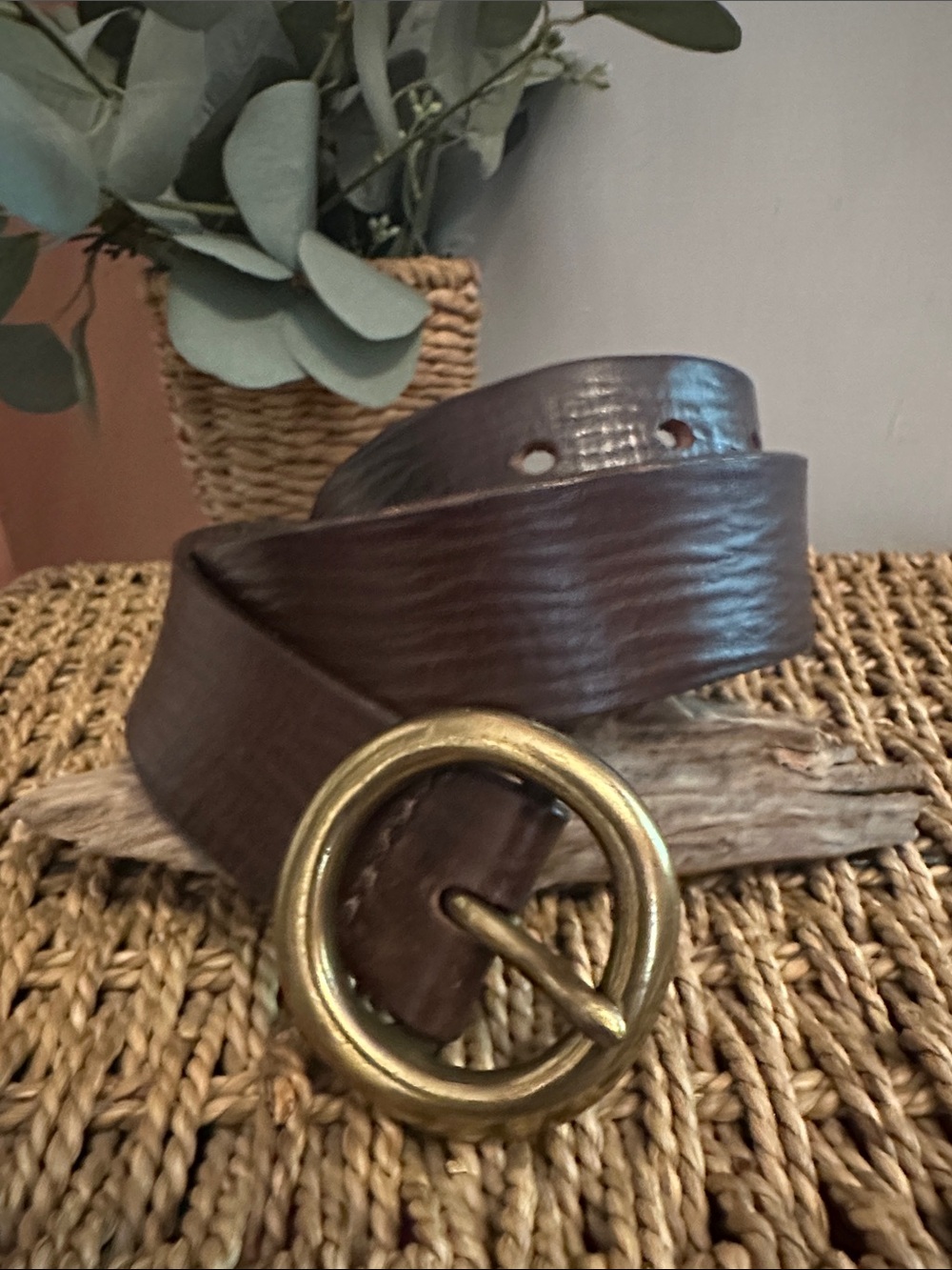 J. Crew womenโs Brown Leather solid Brass Round Buckle 28/29 belt